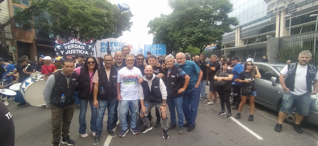 Lee más sobre el artículo EL SATSAID MARCHÓ A PLAZA DE MAYO EN EL DÍA DE LA MEMORIA POR LA VERDAD Y LA JUSTICIA