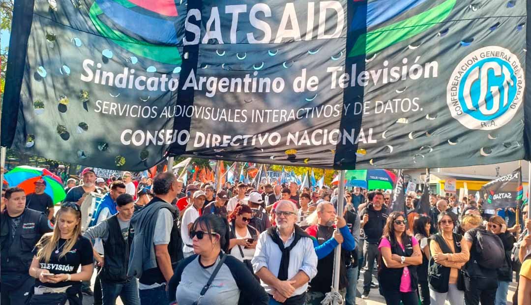 Lee más sobre el artículo EL SATSAID MOVILIZÓ JUNTO A LA CGT EN DEFENSA DEL TRABAJO